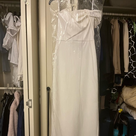 Beautiful dress! I’ve never worn because my event got cancelled! 50% off!!! - Picture 2 of 11